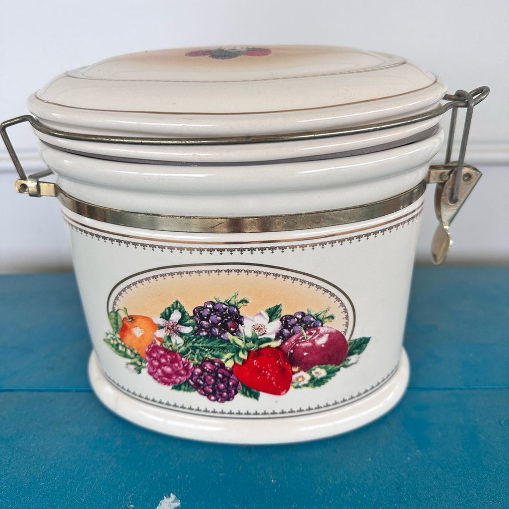 Knox Berry vintage fruit canister
